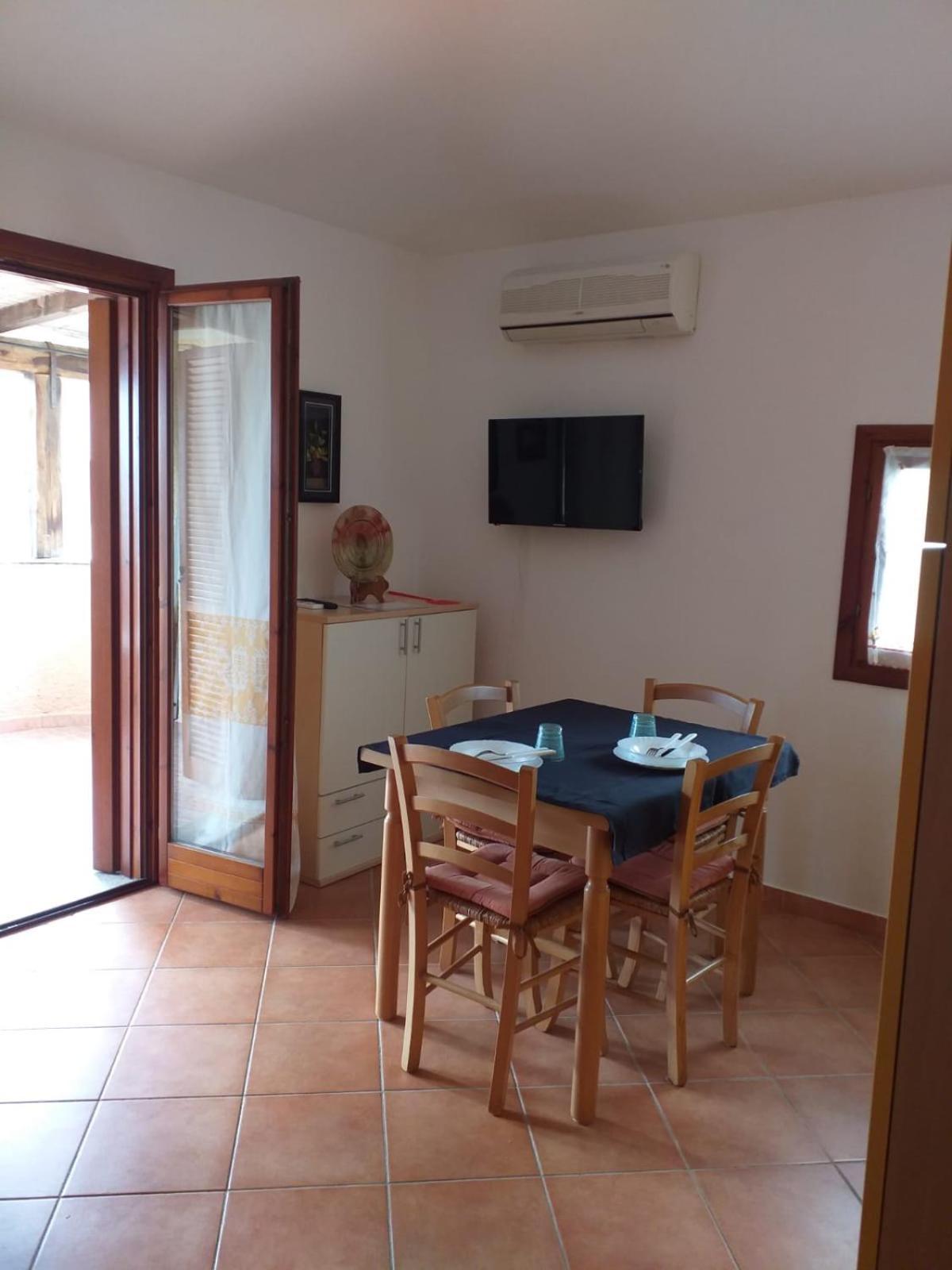 Raggio Di Sole - Olbia Apartment ภายนอก รูปภาพ